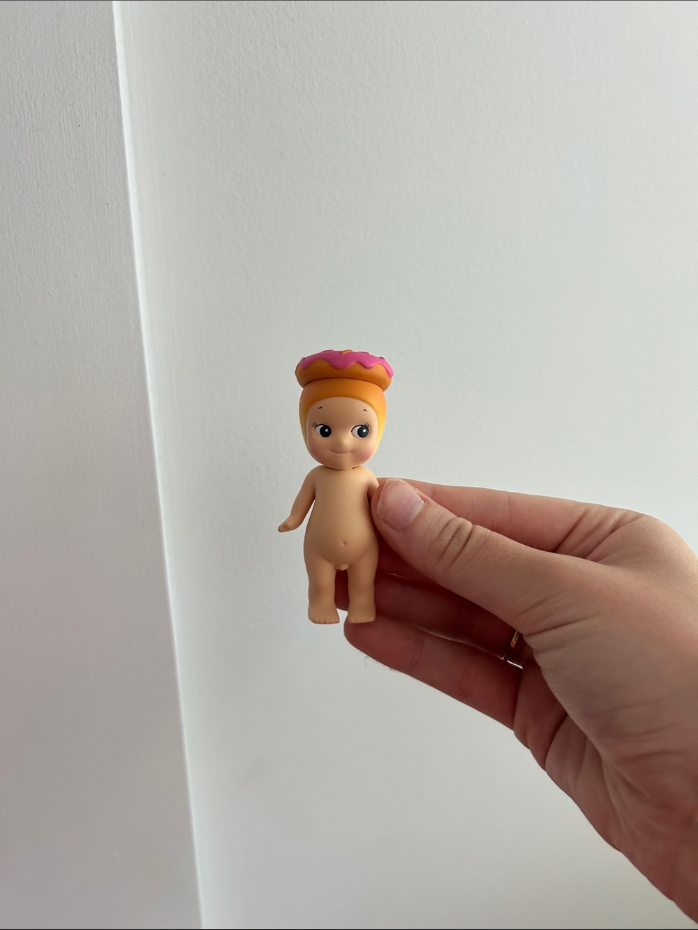 Snack series sonny angel donut